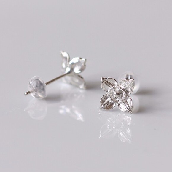 Prosopon クレマチスのピアス